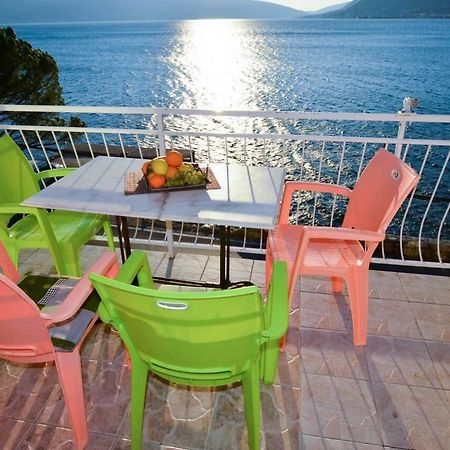 Apartments Olga Тиват Экстерьер фото
